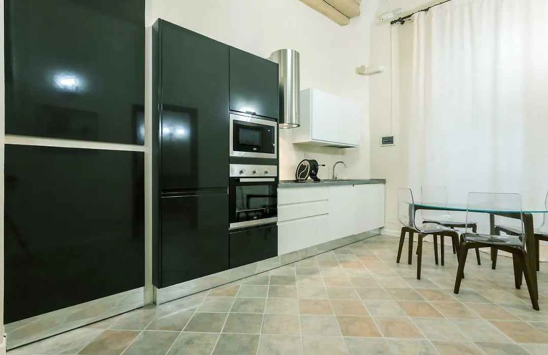 Duomo 2 Bedroom Apartment-1