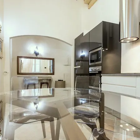 Duomo 2 Bedroom Apartment-2